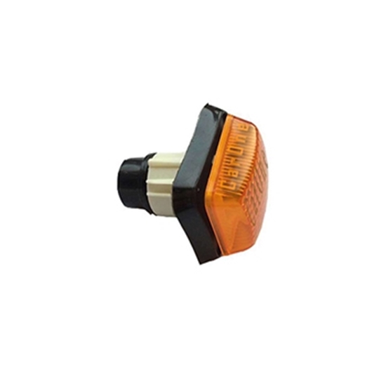 تصویر چراغ روی گلگیر زرد نوین پارت